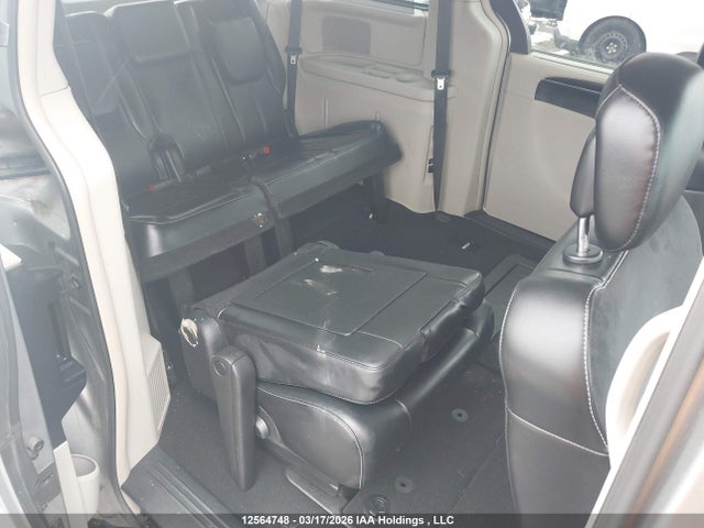2C4RC1GG6FR738939 Chrysler Town &amp; Country
