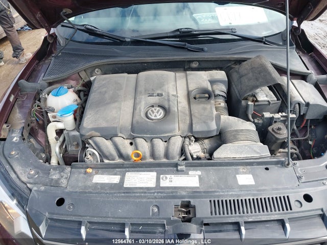 2012 Volkswagen Passat 2.5l Highline მანქანა იყიდება აუქციონზე, vin: 1VWCH7A36CC071453, აუქციონის ნომერი: 12564761