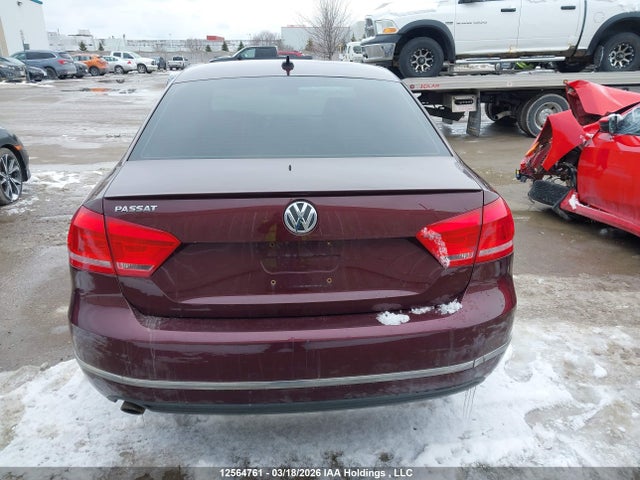 2012 Volkswagen Passat 2.5l Highline მანქანა იყიდება აუქციონზე, vin: 1VWCH7A36CC071453, აუქციონის ნომერი: 12564761
