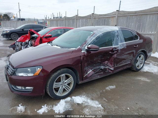 2012 Volkswagen Passat 2.5l Highline მანქანა იყიდება აუქციონზე, vin: 1VWCH7A36CC071453, აუქციონის ნომერი: 12564761