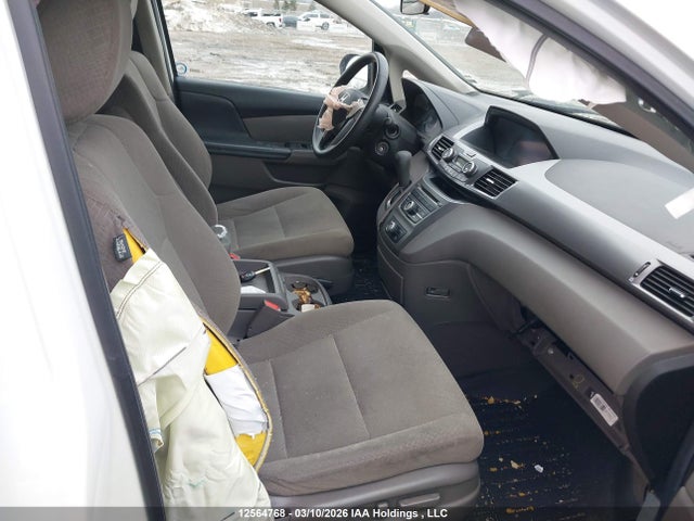 12564768 :رقم المزاد ، 5FNRL5H30EB505376 vin ، 2014 Honda Odyssey Se مزاد بيع