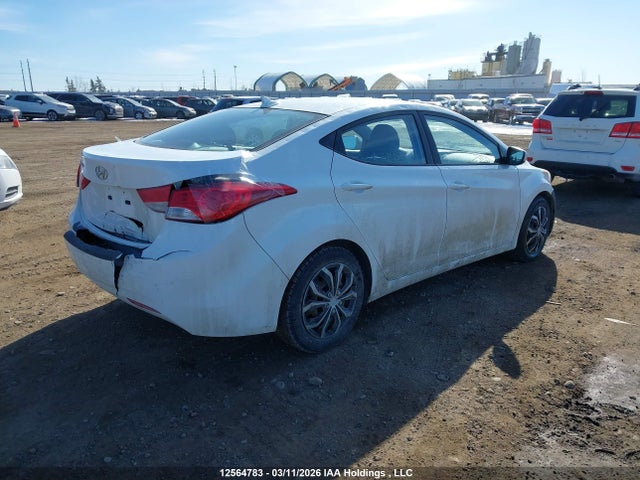 2013 Hyundai Elantra Gl მანქანა იყიდება აუქციონზე, vin: 5NPDH4AE0DH215947, აუქციონის ნომერი: 12564783