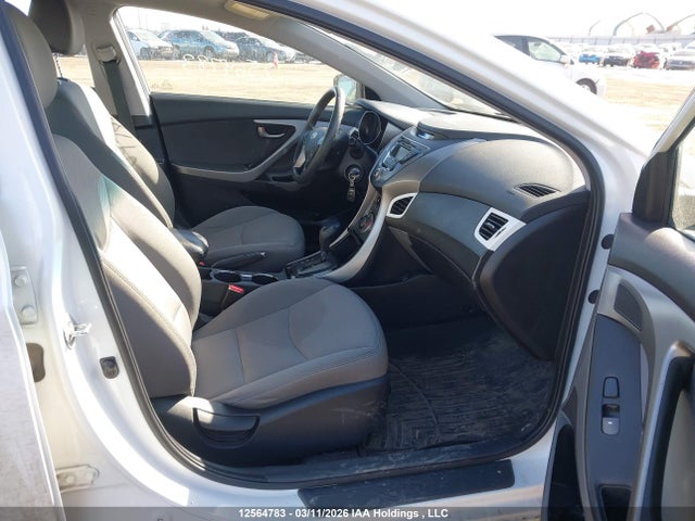 2013 Hyundai Elantra Gl მანქანა იყიდება აუქციონზე, vin: 5NPDH4AE0DH215947, აუქციონის ნომერი: 12564783