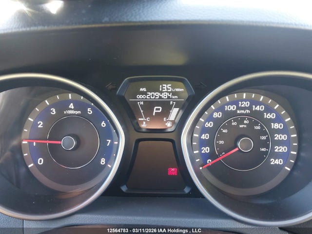 2013 Hyundai Elantra Gl მანქანა იყიდება აუქციონზე, vin: 5NPDH4AE0DH215947, აუქციონის ნომერი: 12564783