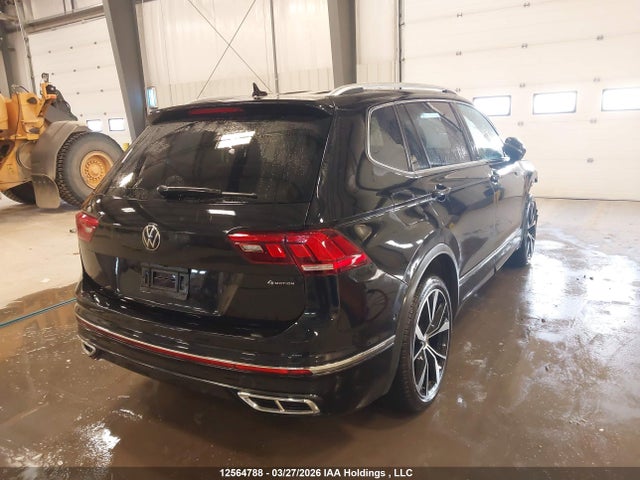 2023 Volkswagen Tiguan Highline R-line მანქანა იყიდება აუქციონზე, vin: 3VV4B7AX0PM112886, აუქციონის ნომერი: 12564788