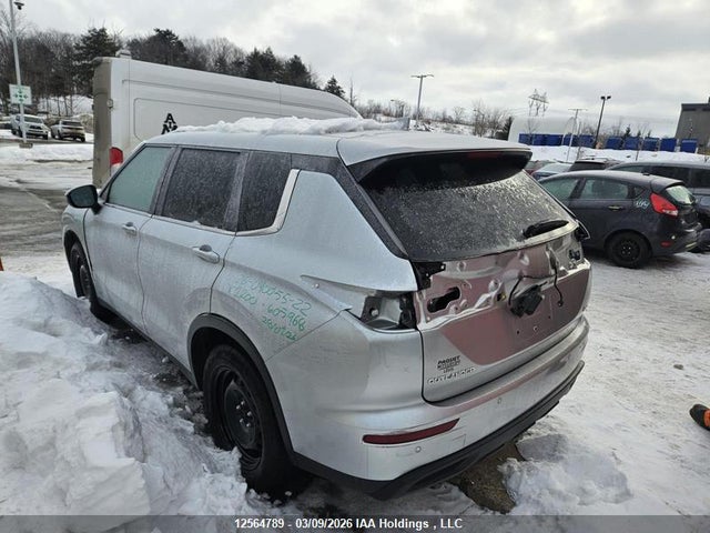 JA4J4TA89NZ605968 Mitsubishi Outlander Es