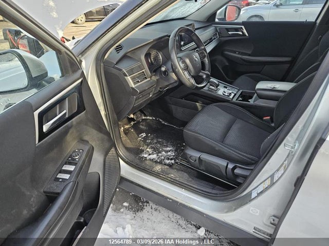 JA4J4TA89NZ605968 Mitsubishi Outlander Es