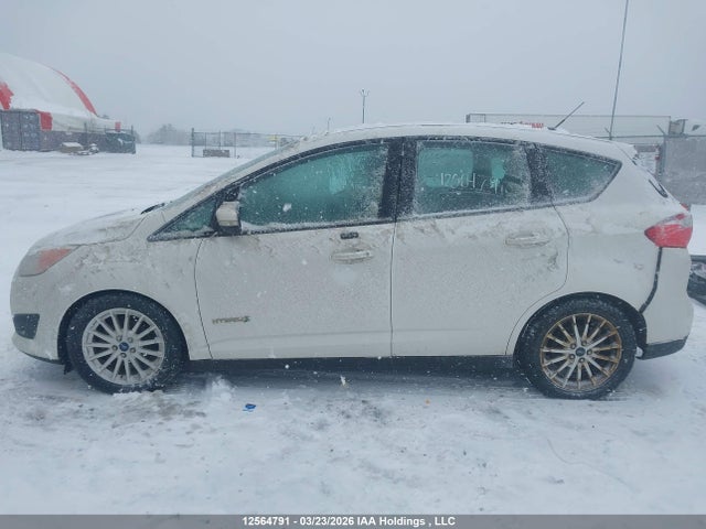Aukcja sprzedaży 2015 Ford C-max Hybrid Se, vin: 1FADP5AU2FL104515, numer aukcji: 12564791