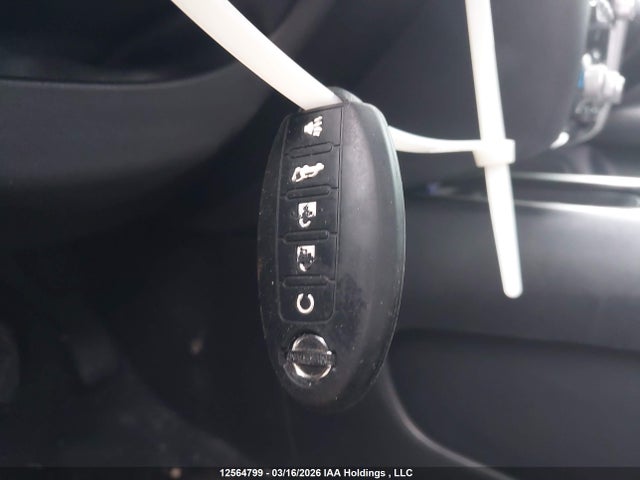 5N1DR2CMXLC578266 Nissan Pathfinder Sl
