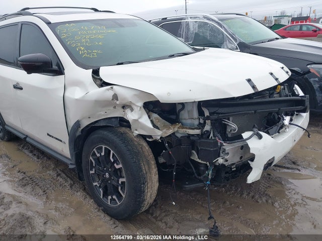 5N1DR2CMXLC578266 Nissan Pathfinder Sl