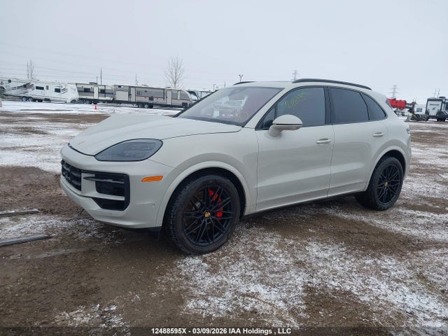 Porsche CAYENNE S 2024 WP1AL2AY9RDA32946 Image 2