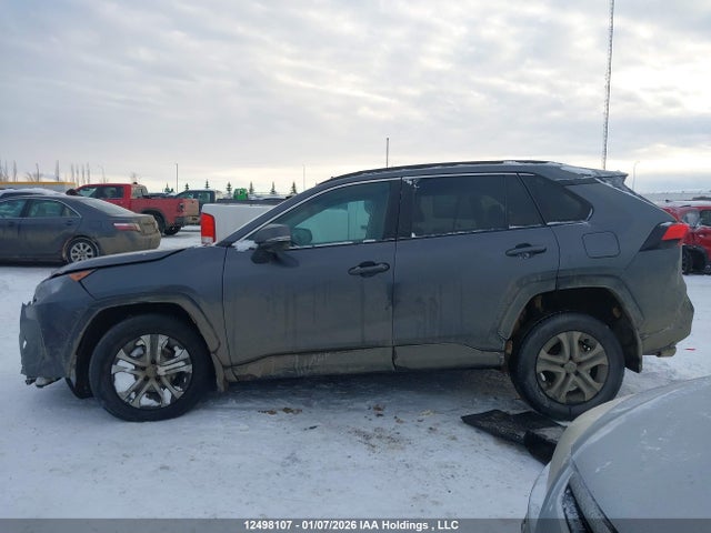 Toyota RAV4 LE 2020 2T3B1RFV7LC089645 Image 13