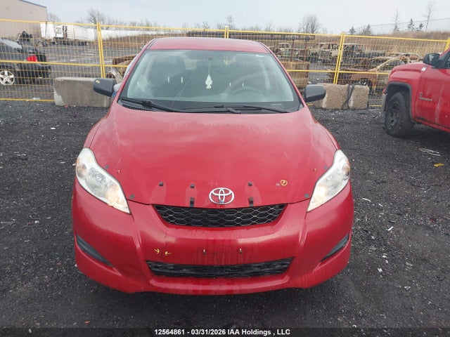 12564861 :رقم المزاد ، 2T1KU4EE9EC135077 vin ، 2014 Toyota Matrix مزاد بيع