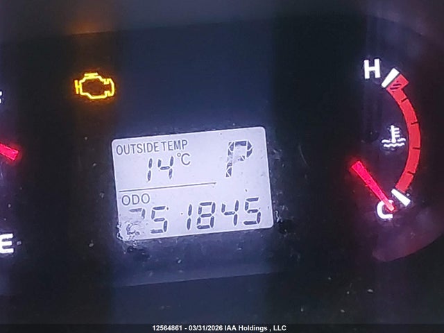 12564861 :رقم المزاد ، 2T1KU4EE9EC135077 vin ، 2014 Toyota Matrix مزاد بيع