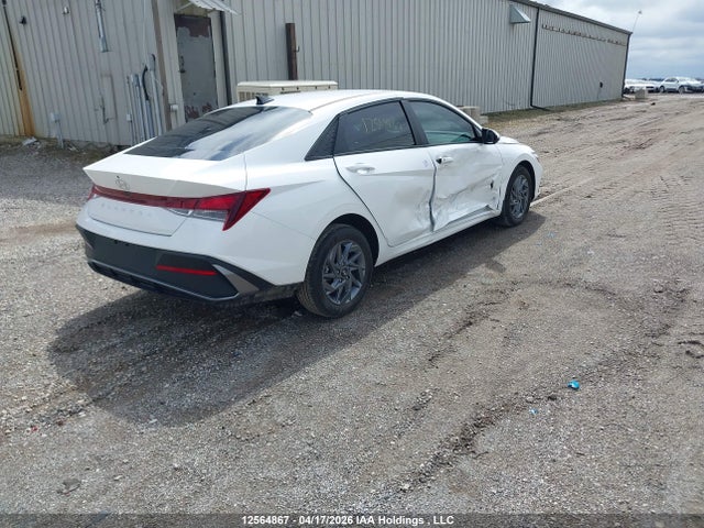 KMHLM4DG1SU083283 Hyundai Elantra Preferred