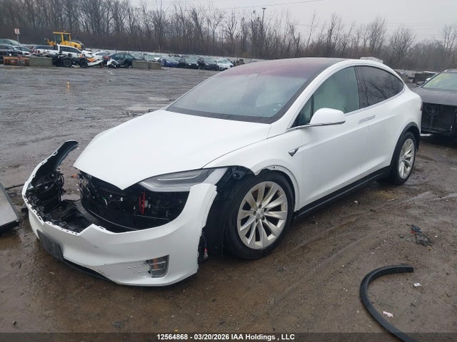 2020 Tesla Model X მანქანა იყიდება აუქციონზე, vin: 5YJXCDE23LF249471, აუქციონის ნომერი: 12564868