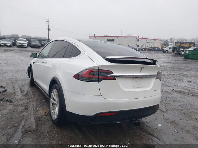2020 Tesla Model X მანქანა იყიდება აუქციონზე, vin: 5YJXCDE23LF249471, აუქციონის ნომერი: 12564868