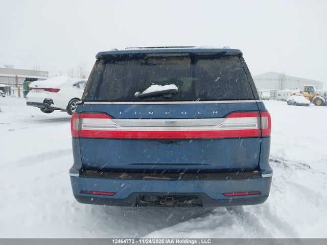 5LMJJ3LT4JEL01926 Lincoln Navigator L Reserve