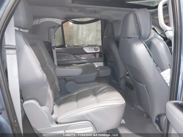 5LMJJ3LT4JEL01926 Lincoln Navigator L Reserve