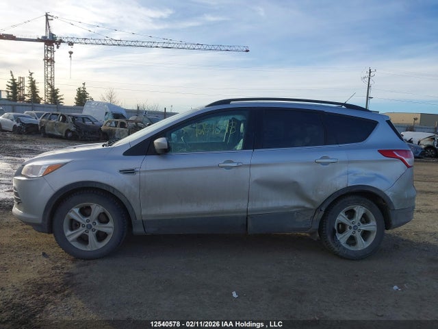 1FMCU9G93FUB85376 Ford ESCAPE SE