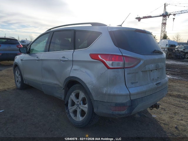 1FMCU9G93FUB85376 Ford ESCAPE SE