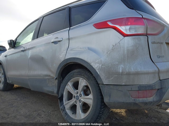 1FMCU9G93FUB85376 Ford ESCAPE SE