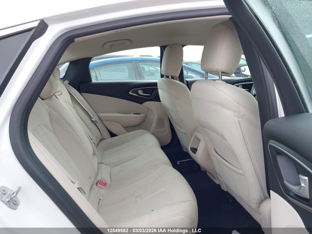 2015 Chrysler 200 Lx მანქანა იყიდება აუქციონზე, vin: 1C3CCCFB4FN729908, აუქციონის ნომერი: 12549582