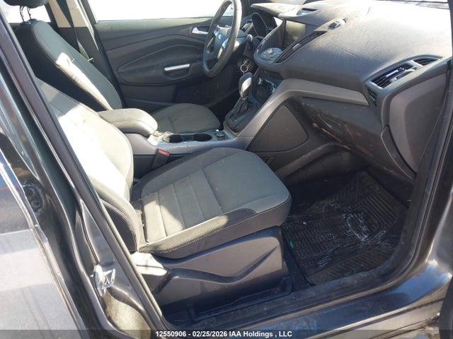 1FMCU9G98FUA69851 Ford ESCAPE SE