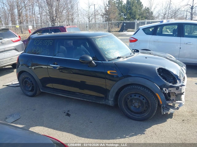 WMWXP5C54G3B14543 Mini 3 Door Cooper