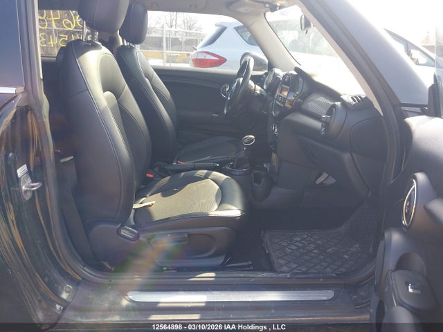 WMWXP5C54G3B14543 Mini 3 Door Cooper