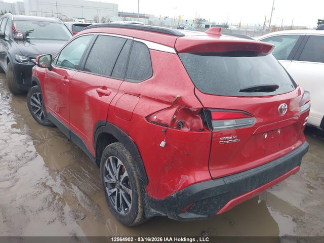 12564902 :رقم المزاد ، 7MUDAABG6NV024151 vin ، 2022 Toyota Corolla Cross Xle مزاد بيع
