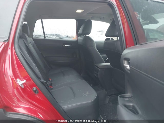 12564902 :رقم المزاد ، 7MUDAABG6NV024151 vin ، 2022 Toyota Corolla Cross Xle مزاد بيع