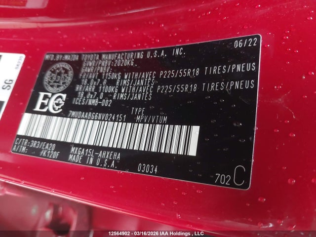 12564902 :رقم المزاد ، 7MUDAABG6NV024151 vin ، 2022 Toyota Corolla Cross Xle مزاد بيع