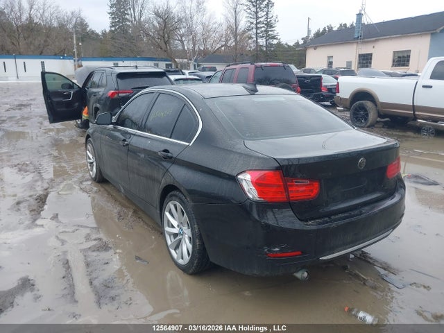 WBA3C3G54ENS72582 BMW 320i Xdrive
