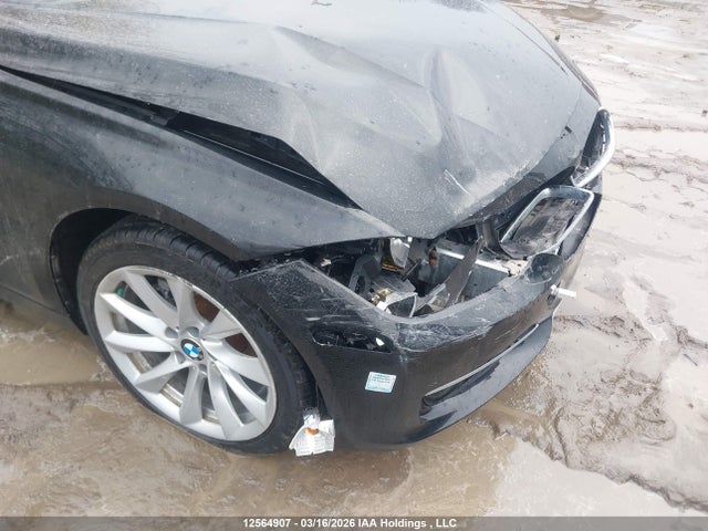 WBA3C3G54ENS72582 BMW 320i Xdrive