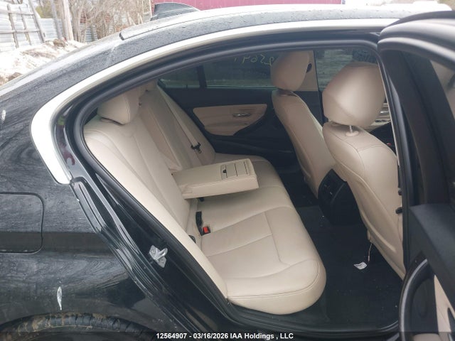 WBA3C3G54ENS72582 BMW 320i Xdrive