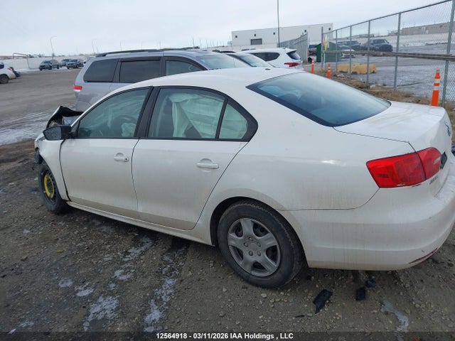 2013 Volkswagen Jetta Sedan მანქანა იყიდება აუქციონზე, vin: 3VW2K7AJ2DM299042, აუქციონის ნომერი: 12564918