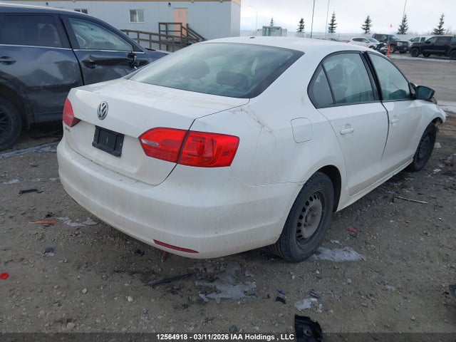 2013 Volkswagen Jetta Sedan მანქანა იყიდება აუქციონზე, vin: 3VW2K7AJ2DM299042, აუქციონის ნომერი: 12564918