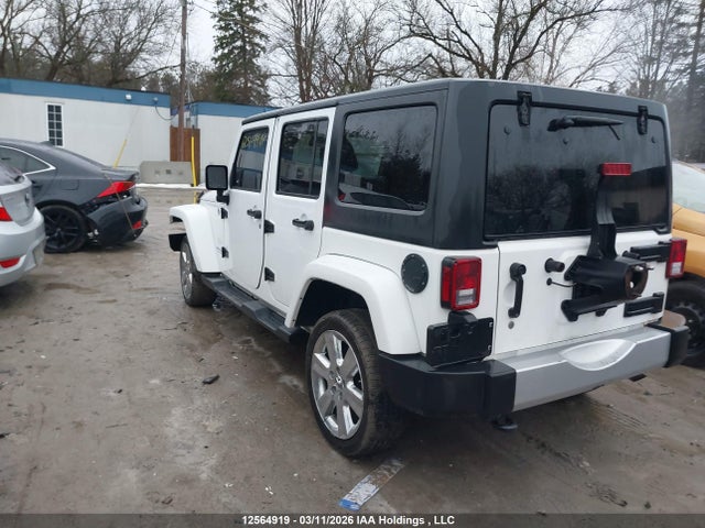 1C4BJWEGXFL671732 Jeep Wrangler Unlimited Sahara