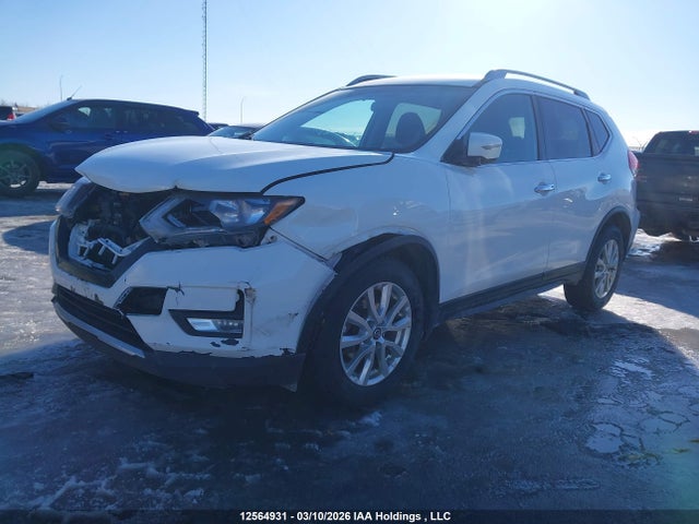 5N1AT2MV2JC747009 Nissan Rogue Sv/sl