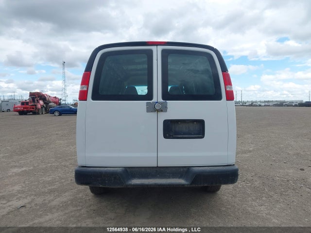 2021 Chevrolet Express G2500 მანქანა იყიდება აუქციონზე, vin: 1GCWGAFP1M1176569, აუქციონის ნომერი: 12564938