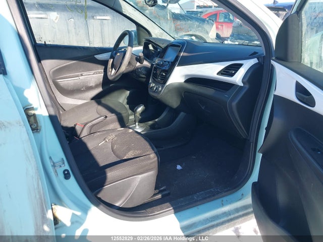 2017 Chevrolet Spark 1lt Cvt მანქანა იყიდება აუქციონზე, vin: KL8CD6SA9HC818565, აუქციონის ნომერი: 12552829