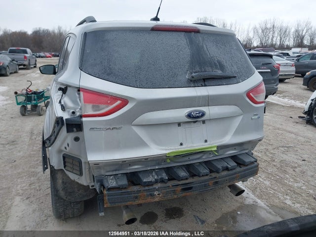 Продажа на аукционе авто 2016 Ford Escape Se, vin: 1FMCU9GX9GUA46627, номер лота: 12564951
