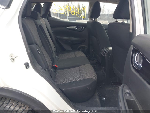 JN1BJ1BW6PW111062 Nissan Qashqai Sv