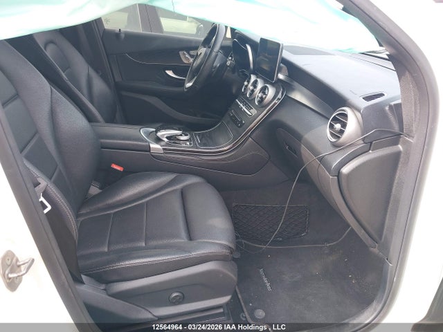 WDC0G4KB9HF121050 Mercedes-Benz Glc 300 4matic