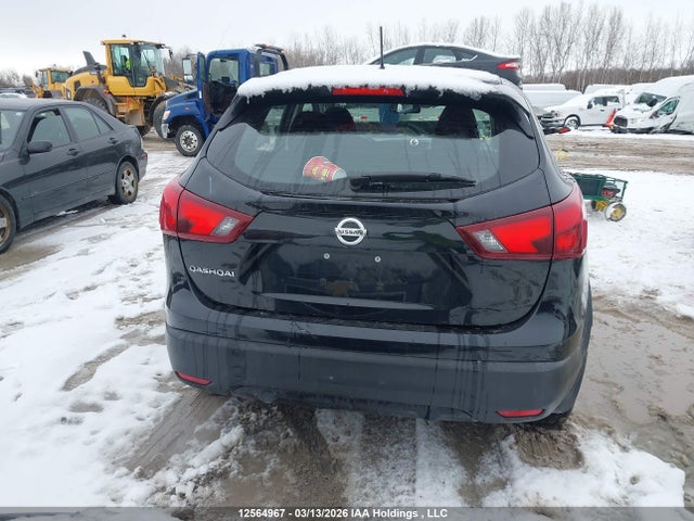 JN1BJ1CP8KW213804 Nissan Qashqai S 4dr2wd