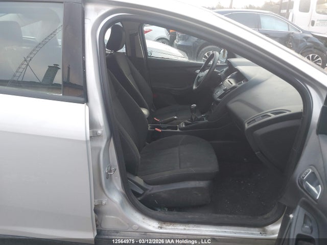Продажа на аукционе авто 2015 Ford Focus Se, vin: 1FADP3F22FL272411, номер лота: 12564975
