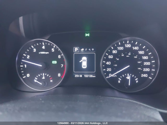 KMHD84LF1HU209779 Hyundai ELANTRA GL