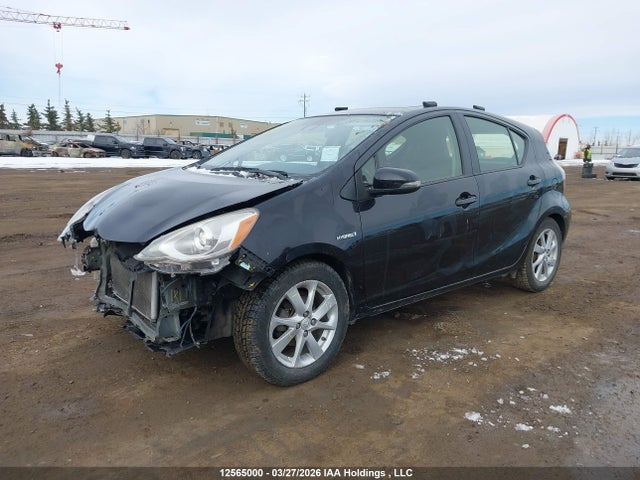 JTDKDTB31G1127625 Toyota PRIUS C
