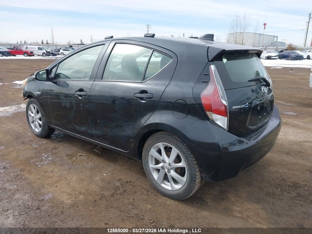 JTDKDTB31G1127625 Toyota PRIUS C